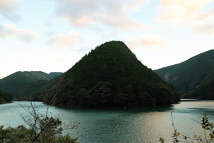 北山村のviewポイントその②：北山川の蛇行