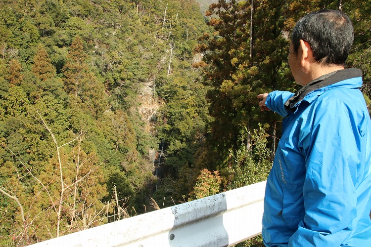 北山村のviewポイントその③：なべわりの滝