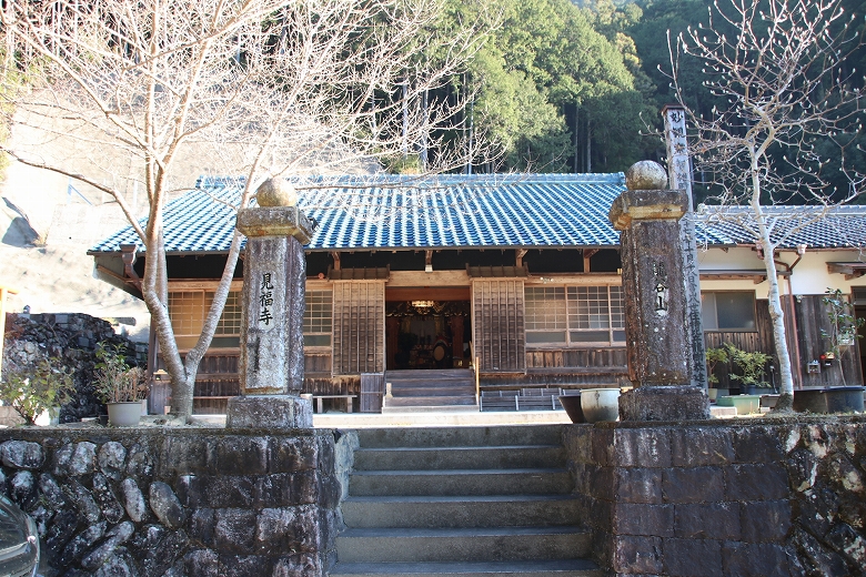 雑念を洗い落とせる場所！北山村のお寺巡り！