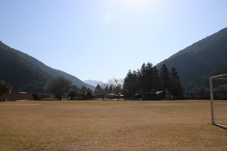 掴んで食べられる、飴玉のような星が輝く夜空！？北山村の、透き通った冬の星空。